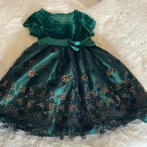 Toddler green dress